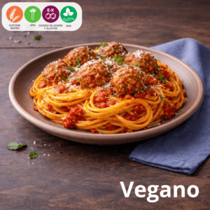 2 Spaghetti en salsa roja con albóndigas veganas